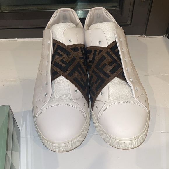 ❗️FENDI MENS SNEAKER❗️ HOST PICK❗️ - Picture 2 of 7